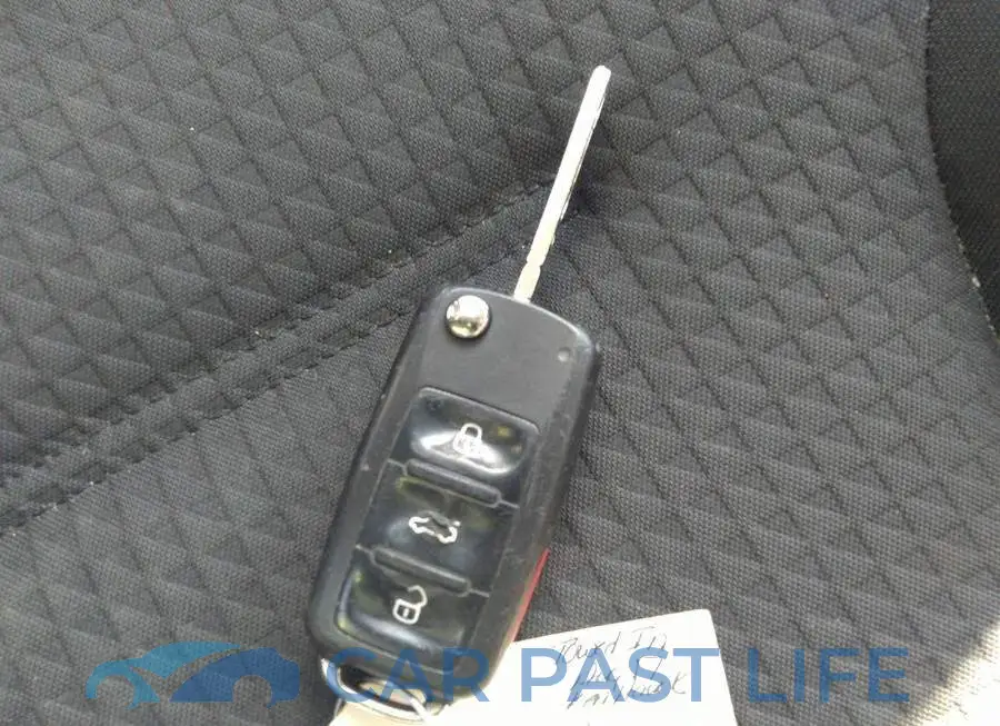 3VW267AJ9GM318808# 11
