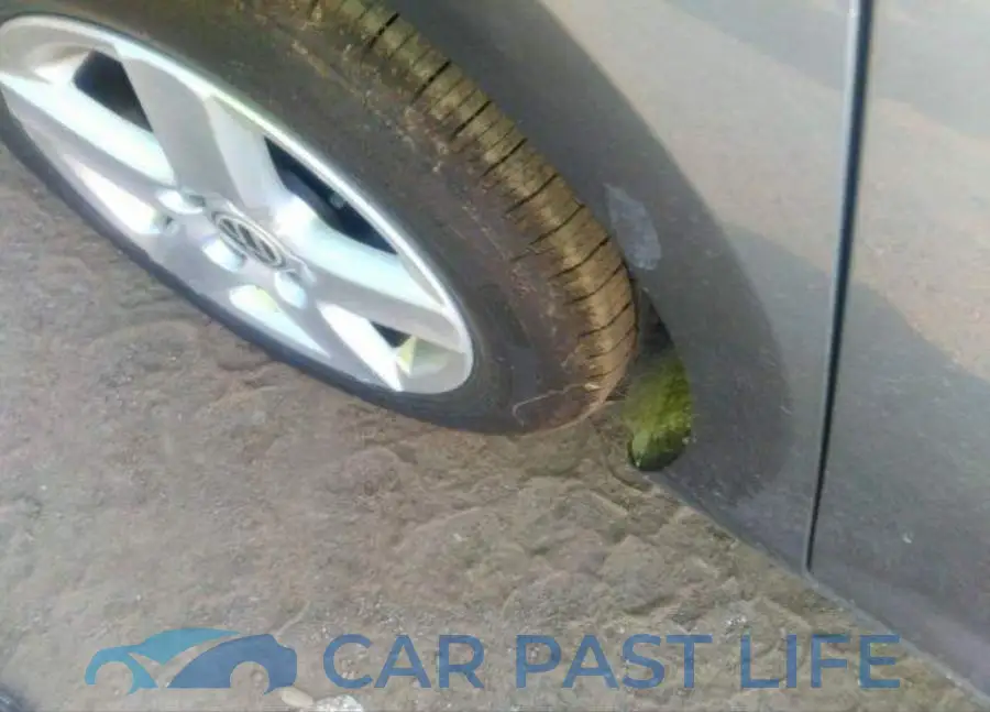 3VW2A7AU8FM095121# 13