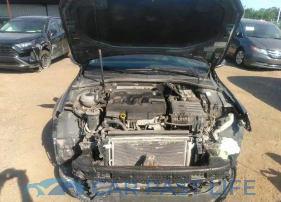 3VW2A7AU8FM095121# 11