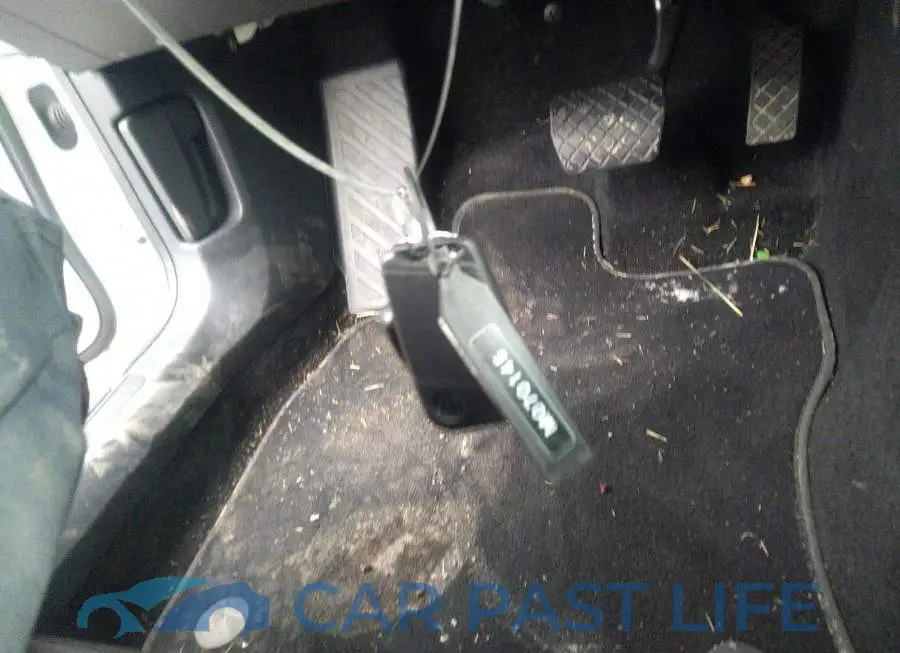 3VWEB7BU1LM070145# 11