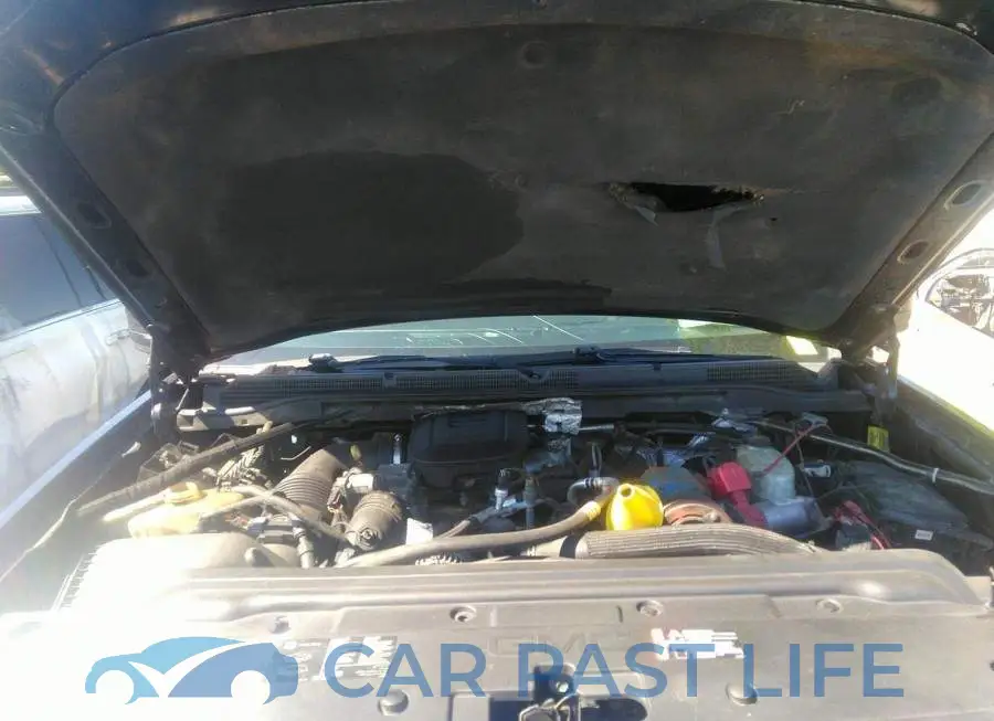 1GT42YE8XGF161178# 10