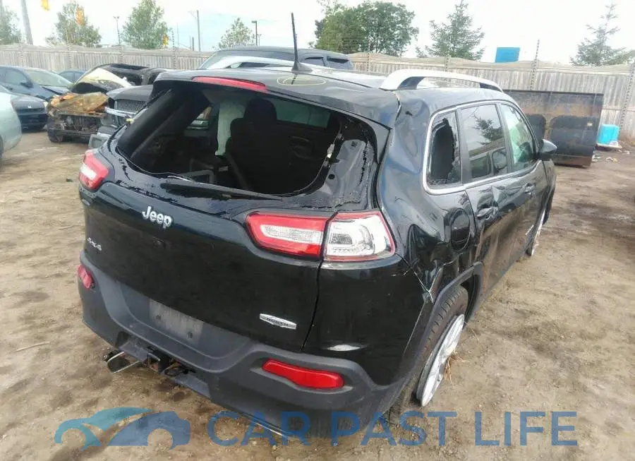 1C4PJMCS8GW284551# 4