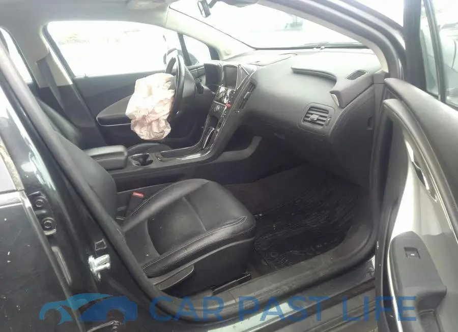 1G1RD6E40FU115380# 5