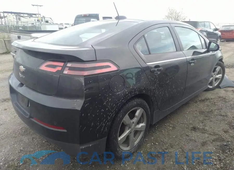 1G1RD6E40FU115380# 4