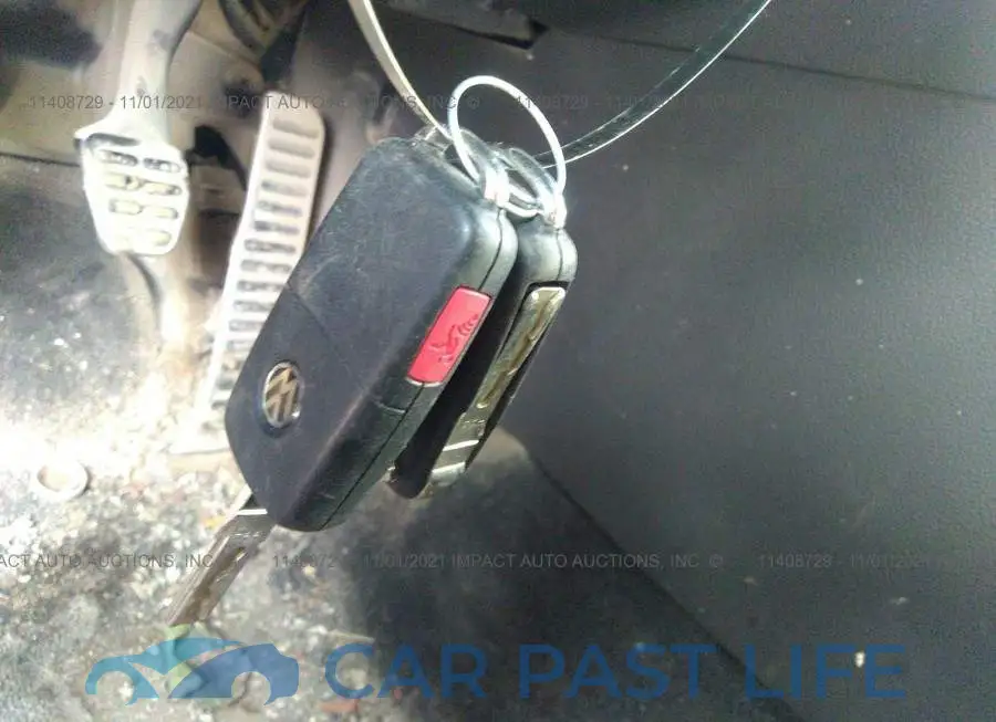 1VWBS7A31FC067859# 11
