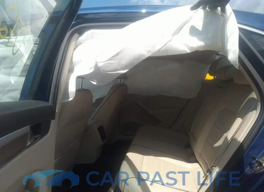 1VWBT7A3XHC072400# 8