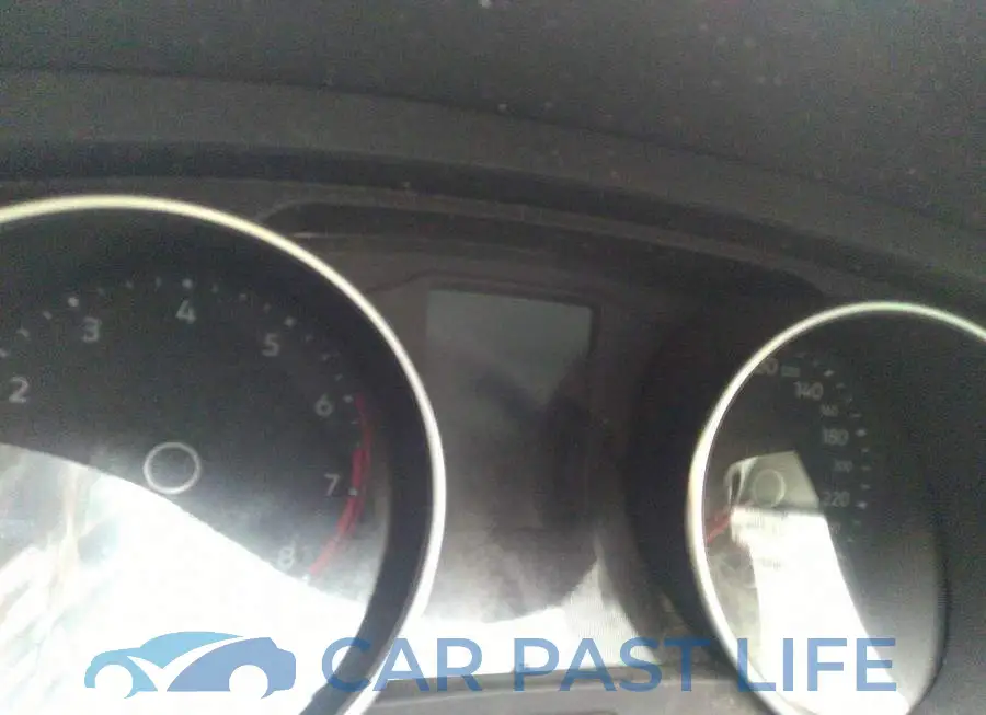 3VV2B7AX0LM150104# 7