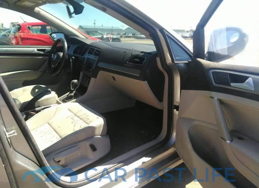 3VW217AU3HM052874# 5