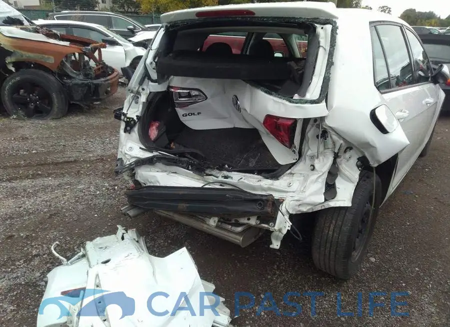 3VW2A7AU8FM025716# 6