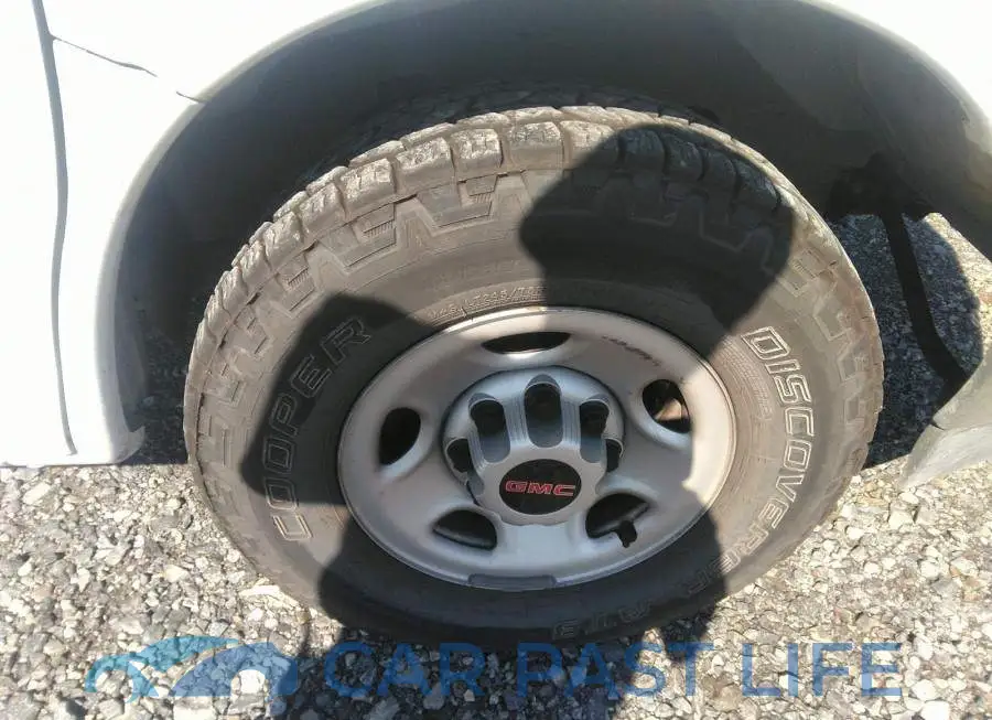 1GTZ7HFG3L1183608# 12