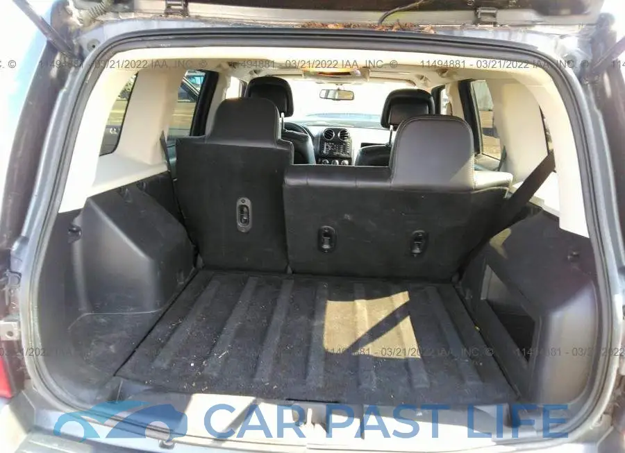 1C4NJPAA1FD295744# 8