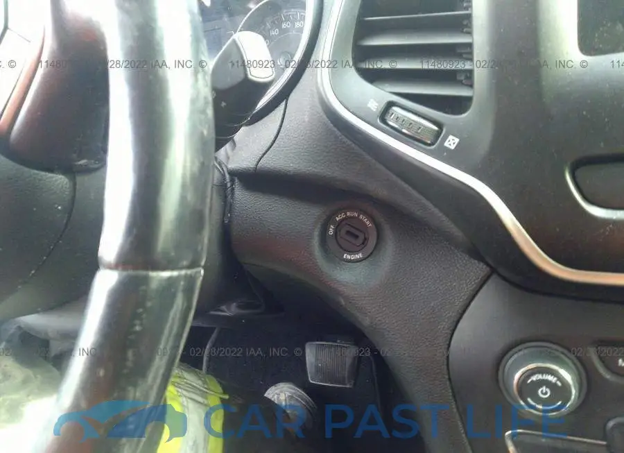 1C4PJMCB4KD279755# 11