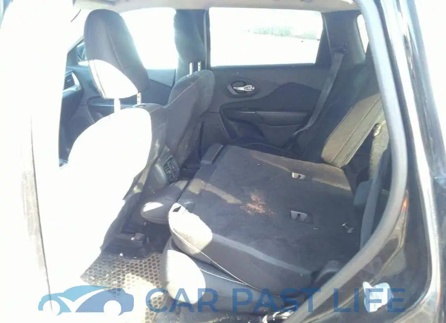 1C4PJMCS2FW708658# 8