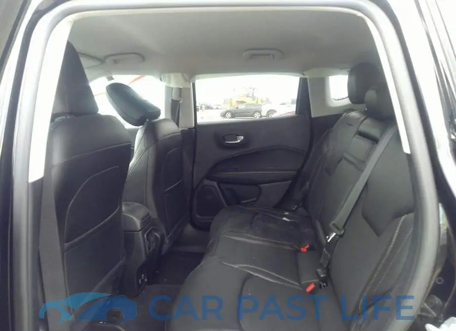 3C4NJDBB7JT114056# 8