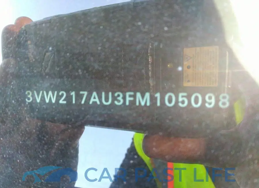 3VW217AU3FM105098# 9