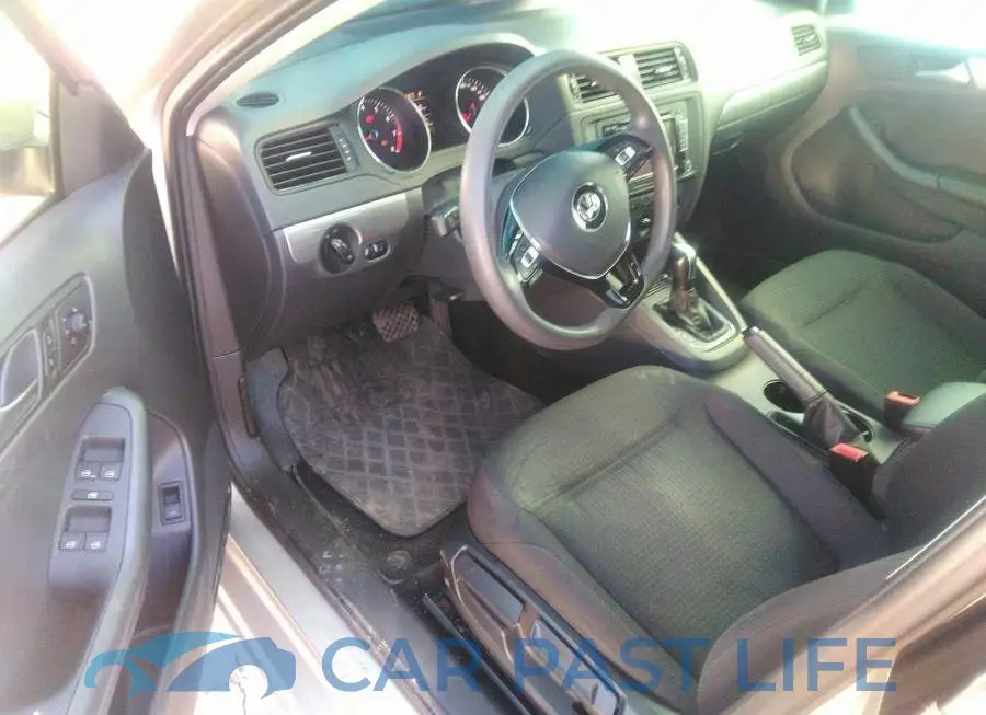 3VW2K7AJ7FM407240# 5