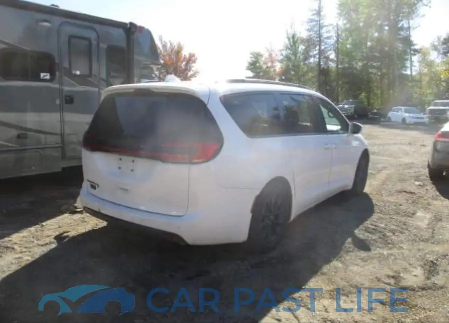 2C4RC1BGXNR111067# 4