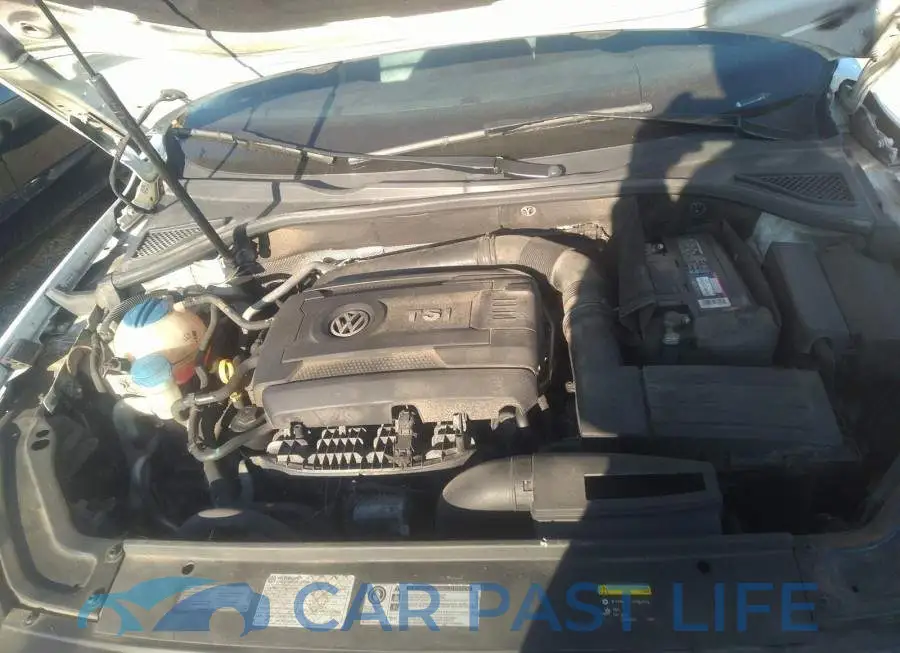 1VWCS7A39GC004112# 10