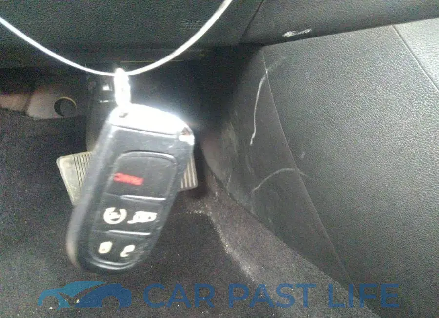 1C4PJMDS0HD222623# 11