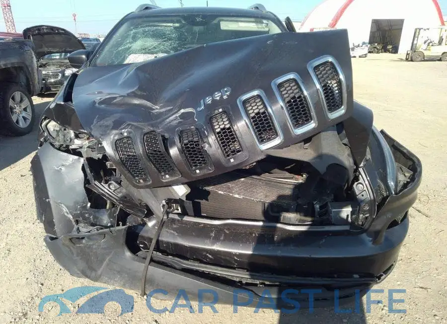 1C4PJLCB9FW616313# 6