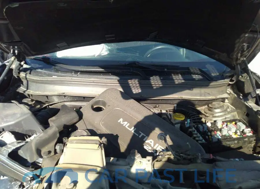1C4PJLCB9FW616313# 10