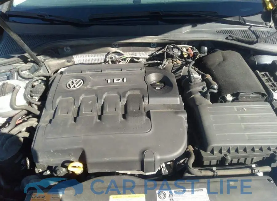 3VWCA7AU7FM515729# 10