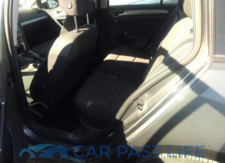 3VWCA7AU7FM515729# 8