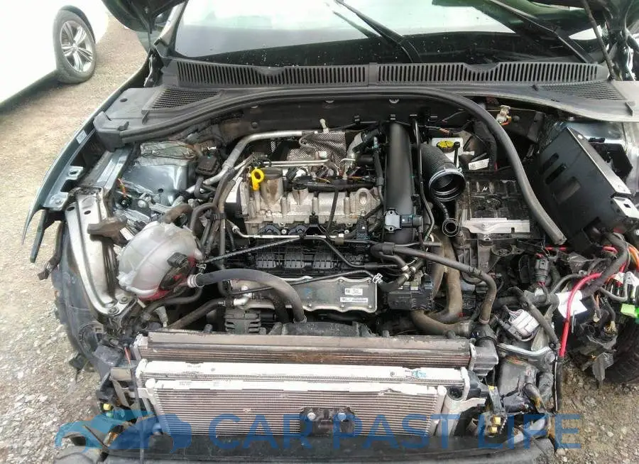 3VWG57BU9KM270219# 10
