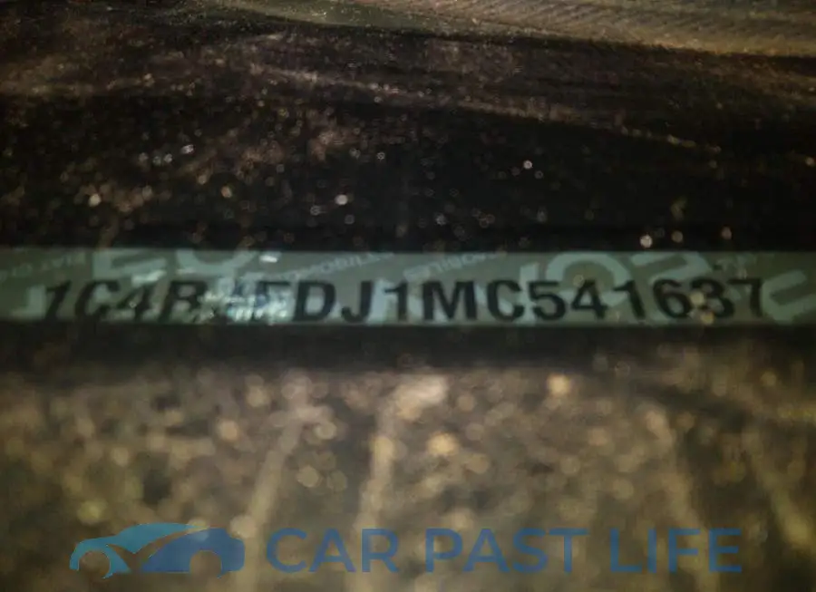 1C4RJFDJ1MC541637# 9