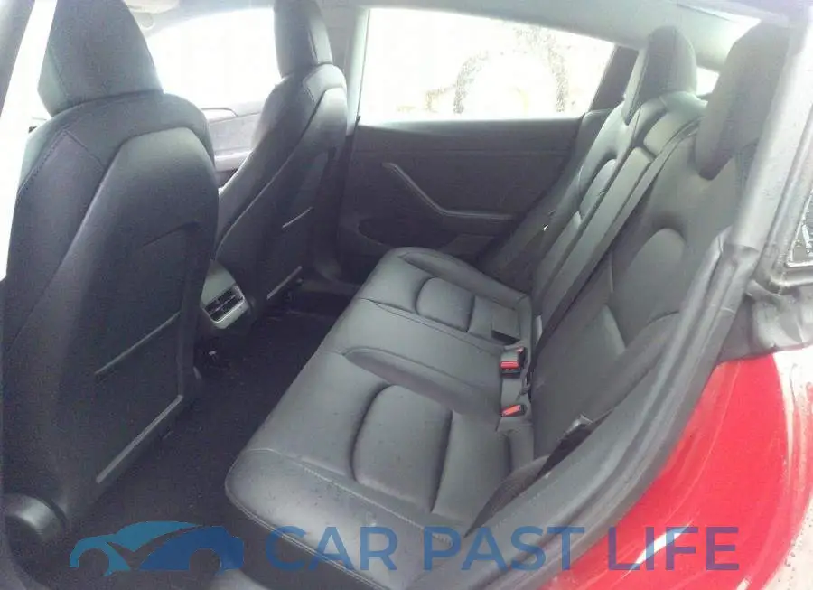 5YJ3E1EAXNF250036# 8
