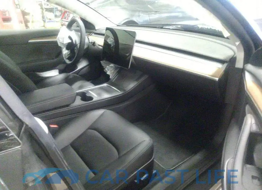 5YJ3E1EB8NF323767# 5