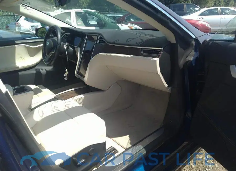5YJSA1E20HF223660# 5