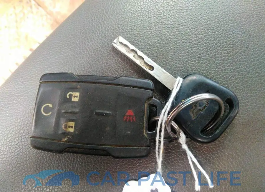 1GC2KUEG9FZ137300# 11