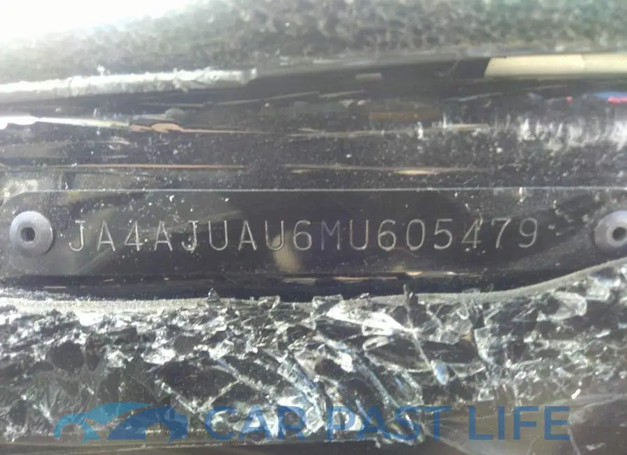 JA4AJUAU6MU605479# 9