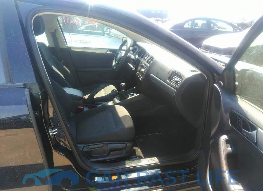 3VW167AJ9GM385405# 5