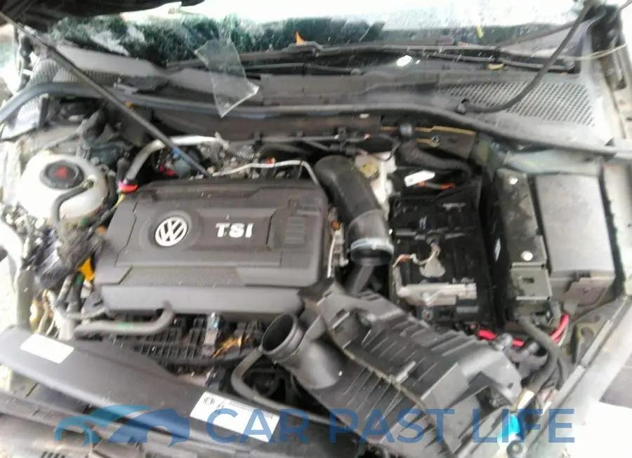 3VW5T7AU9LM004666# 10
