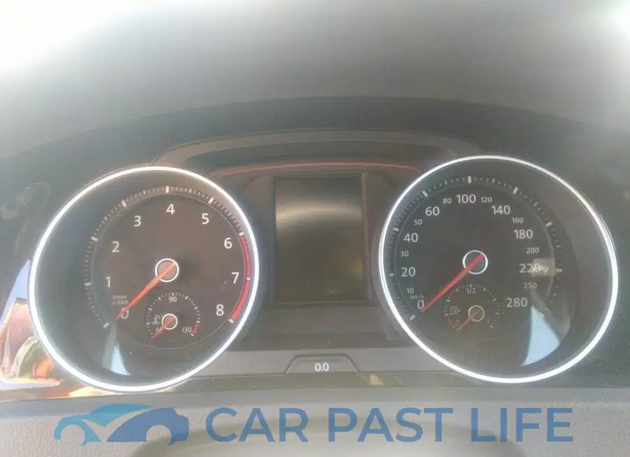 3VW5T7AUXMM016813# 7
