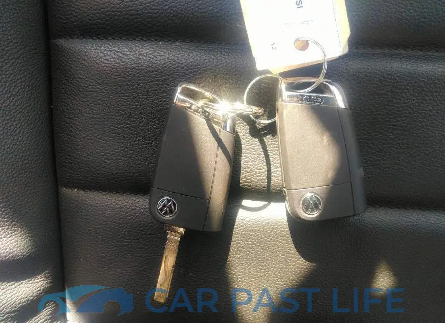3VW5T7AUXMM016813# 11