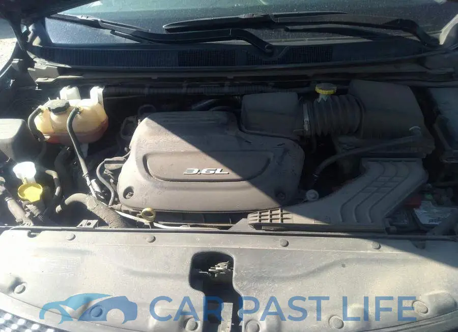 2C4RC1EG3JR177661# 10