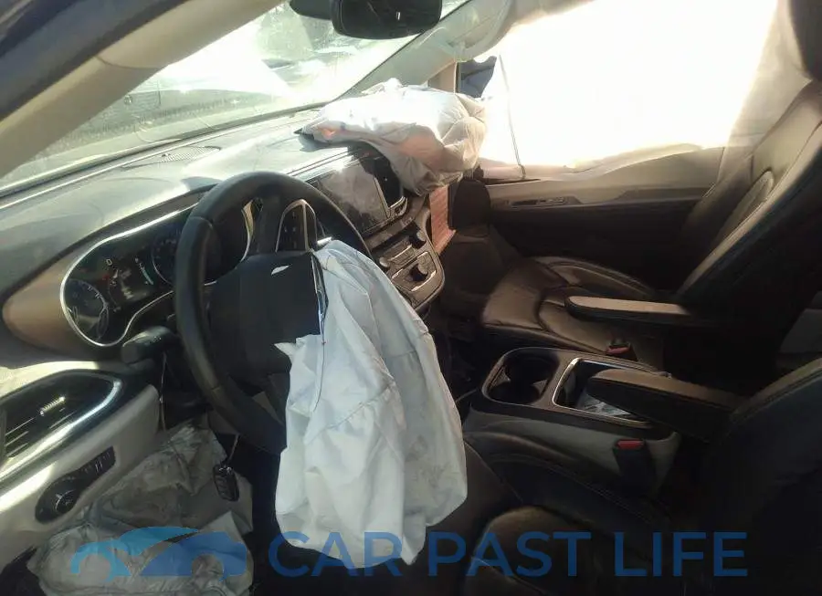 2C4RC1EG3JR177661# 5