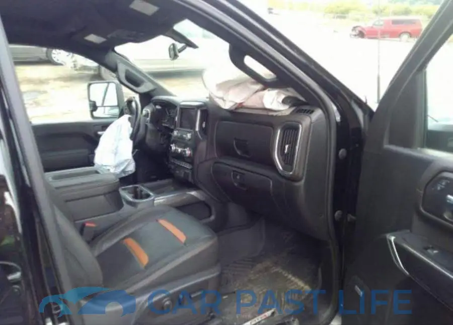 1GT19PEY6LF118475# 6