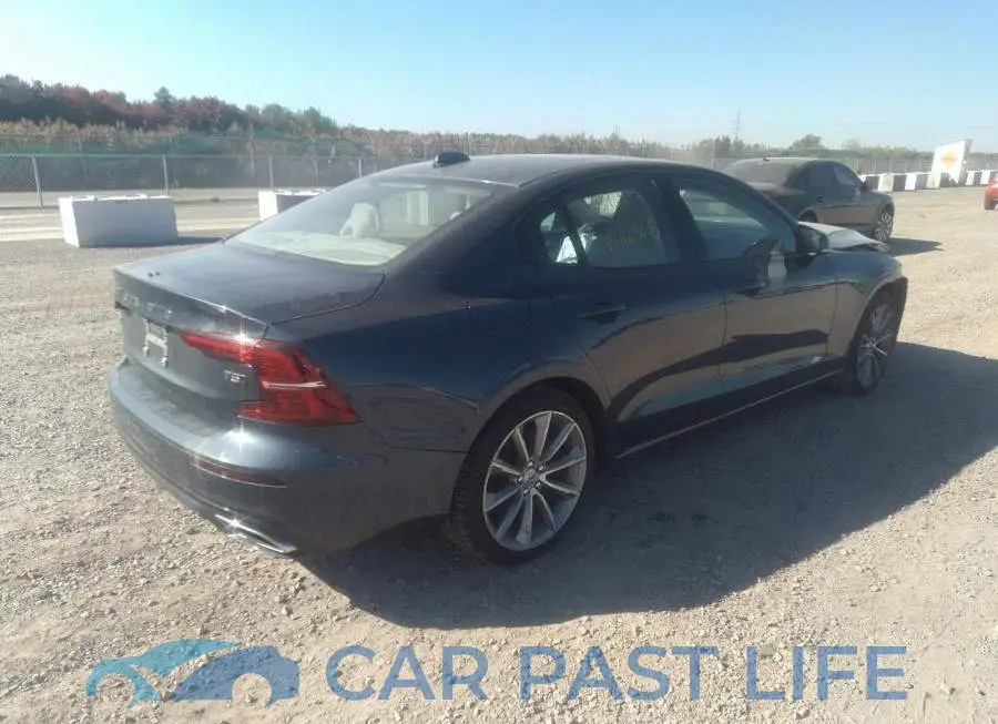 7JR102TZ8MG112568# 4