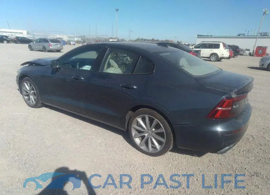 7JR102TZ8MG112568# 3