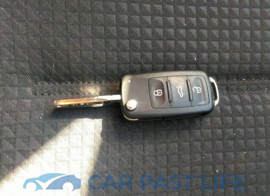 3VW167AJ2GM261671# 11