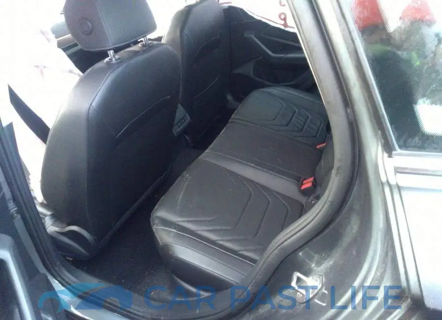 3VWGB7BU9LM059564# 8