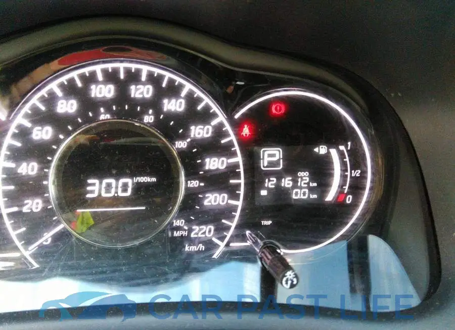 3N1CE2CP6JL360206# 7