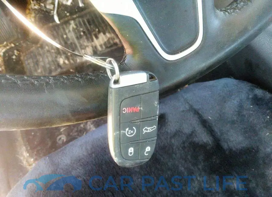 2C3CCAAG6HH585717# 11
