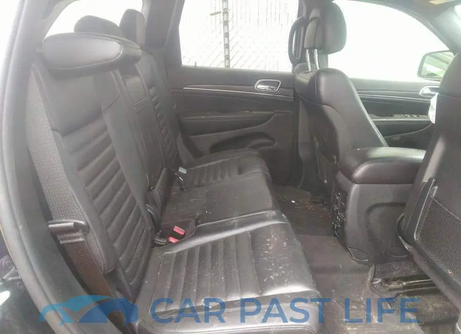 1C4RJFBT6LC230370# 8