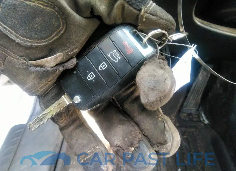 KNAHT8A36H7180442# 11