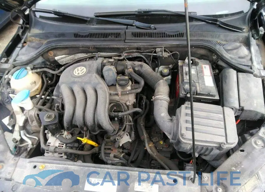 3VW2K7AJ5FM273196# 10